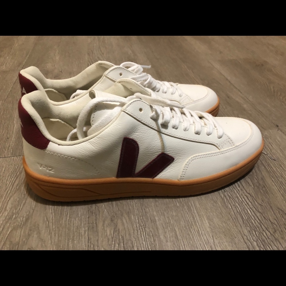 Veja casual kicks